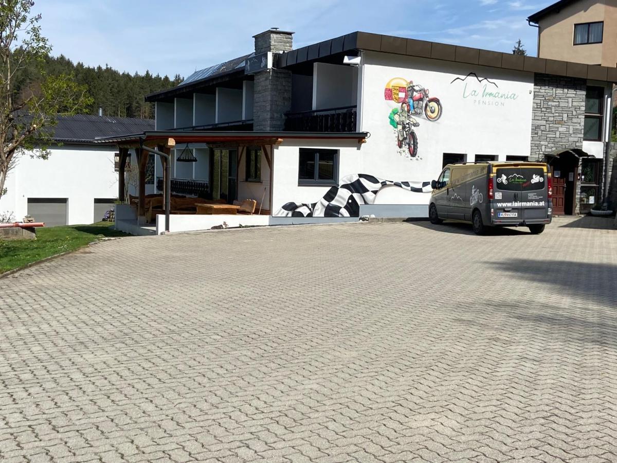 La Irmania Pension Ledenitzen Exteriér fotografie